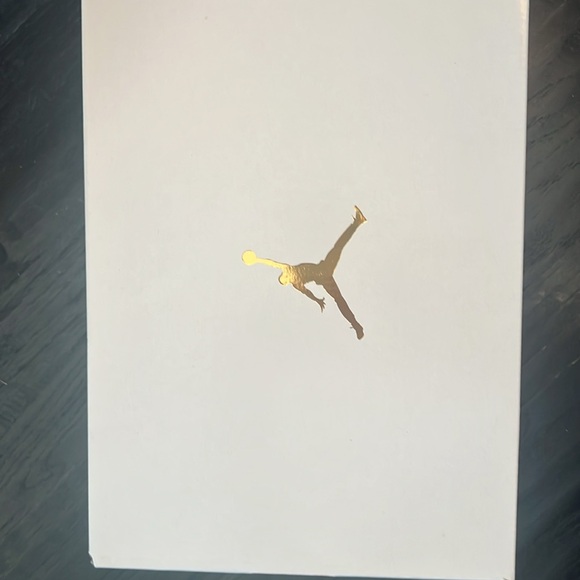 JORDAN 1 Low Womens “Yellow Strike” - Picture 4 of 4